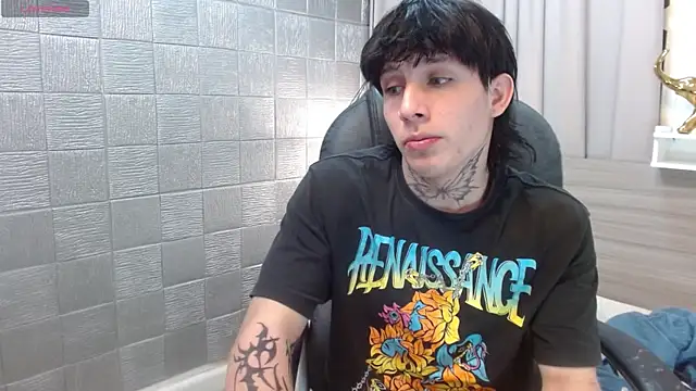 Iantwink18's cam snapshot