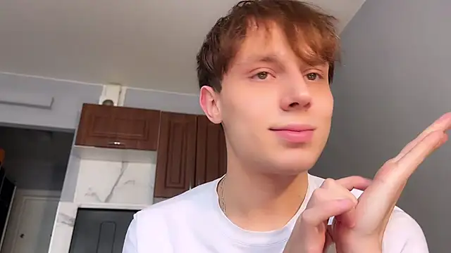 WizzardWest's cam snapshot