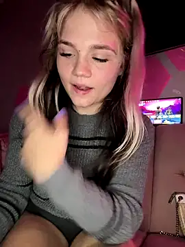 Cutiepiespanks live sex cam