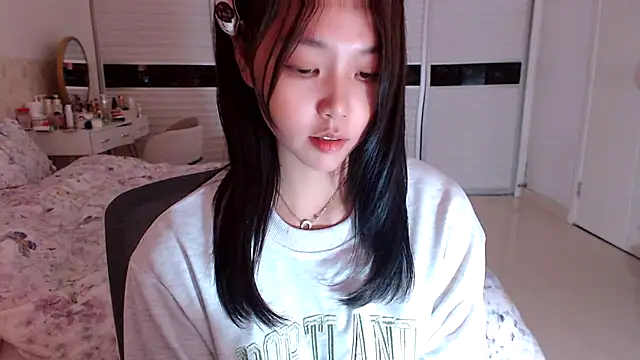 Miu1_girl live sex cam