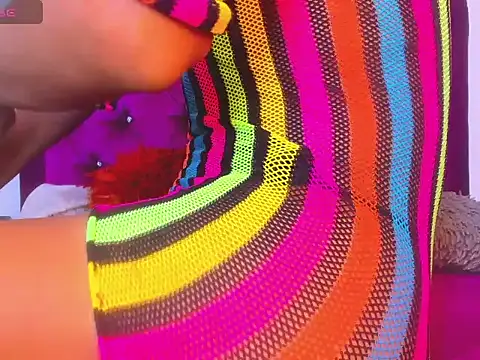 CristallQeen_33 live sex cam