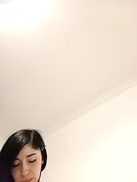 AbbyLewiis live sex cam