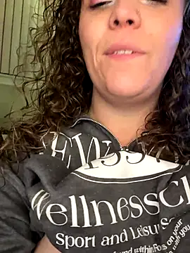 XoMisty live sex cam