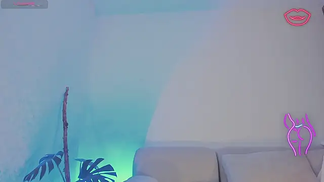 LindseyMoss live sex cam