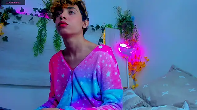 Twinkk_Guy live sex cam