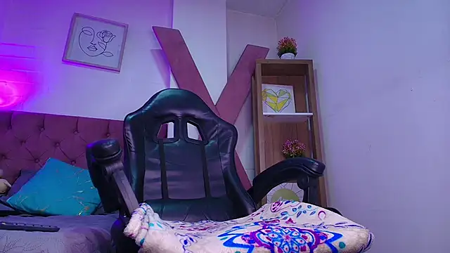 Davel_Svetla live sex cam