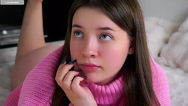 LowOncoming live sex cam