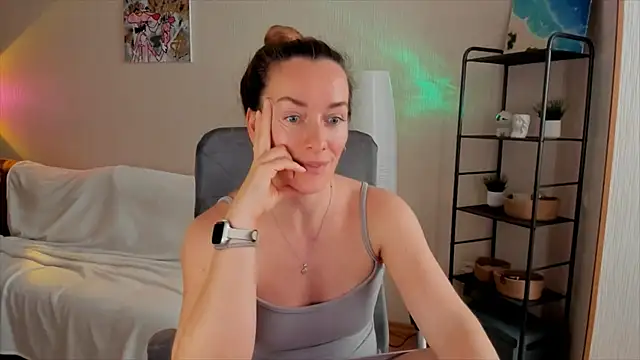 RebeccaMartinez live sex cam