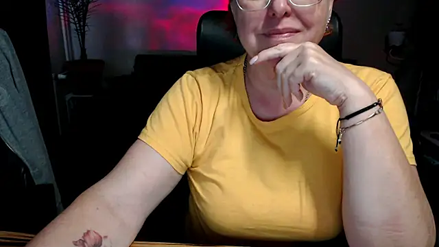 JoannaAndNeighbour live sex cam