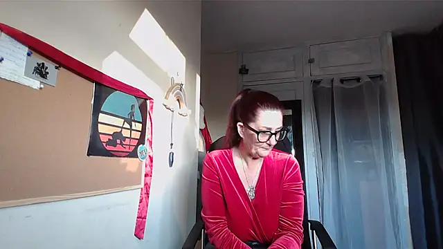 Mrs-Ivy live sex cam