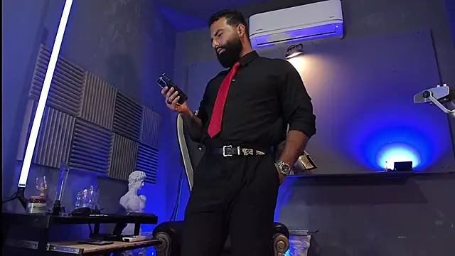 BeardAndrew live sex cam