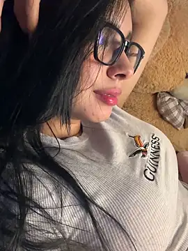 MiaSofia__ live sex cam