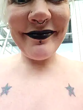 PinkTheHawk live sex cam