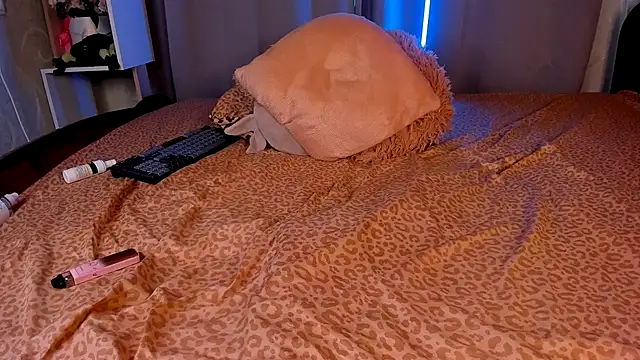 Jess_Lui live sex cam