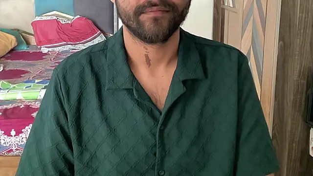 MakeMeAwareAah's cam snapshot