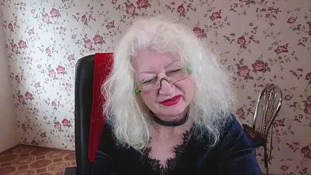 Maya_Mayflower live sex cam