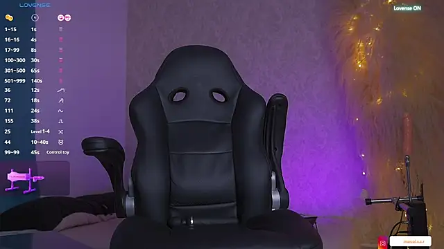 Afro_god_'s cam snapshot