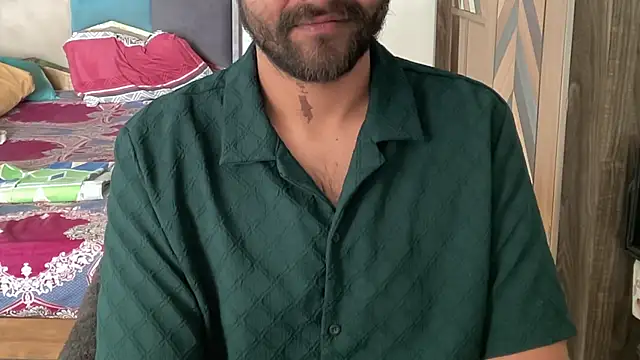 MakeMeAwareAah's cam snapshot