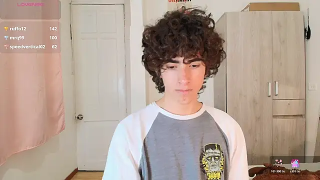 Nude_Boy18's web cam