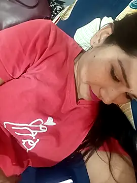 urvashi01224 live sex cam