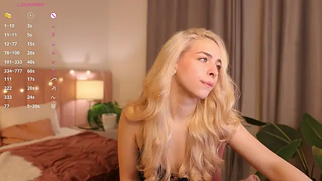 ShinyBarbie live sex cam