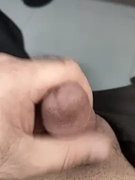 Vuruadam0405's cam snapshot