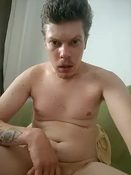 Heygoodboy2's cam snapshot