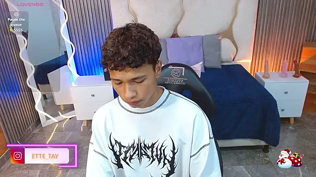 Ette_tay live sex cam