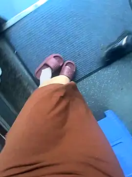 May-Squirt live sex cam