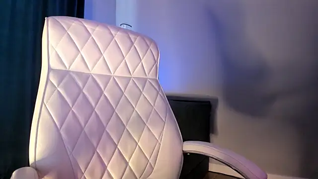 akura011 live sex cam