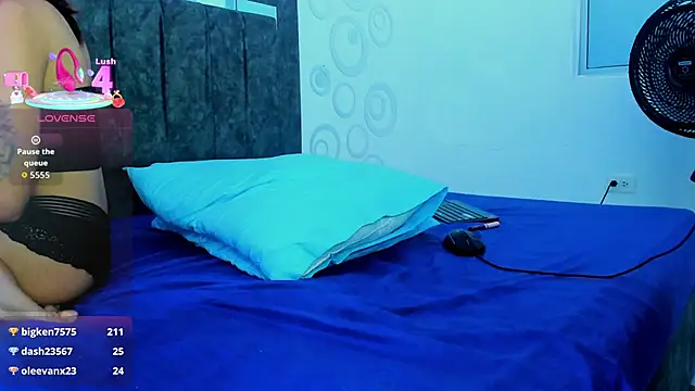 Nicol_TransGirl live sex cam