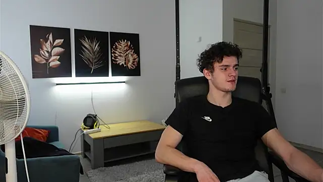 Brad_Holloway's cam snapshot