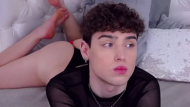 RobbyCharming live sex cam