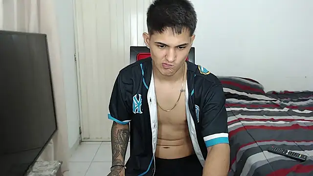 Alex_mojica's cam snapshot