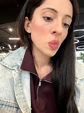 Lilitoppp live sex cam