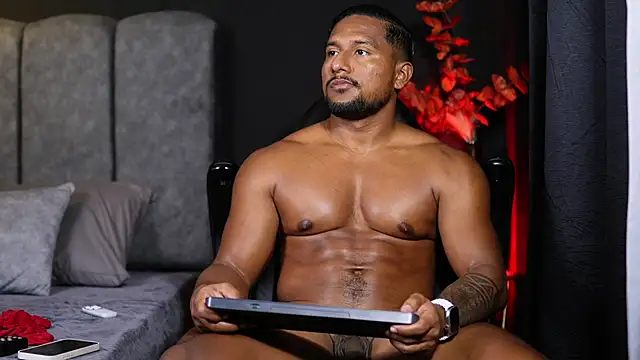 CallumMuscle live sex cam