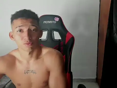 JuanchiT66's cam snapshot