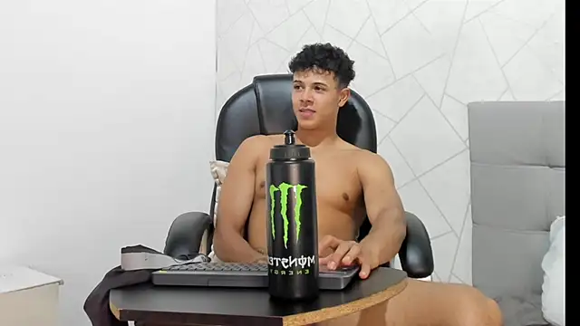 Alex_Colton7's cam snapshot