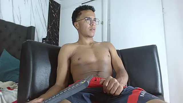 aston_xvera's cam snapshot