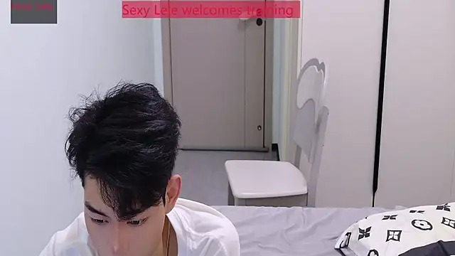 sexyboy-lele live sex cam