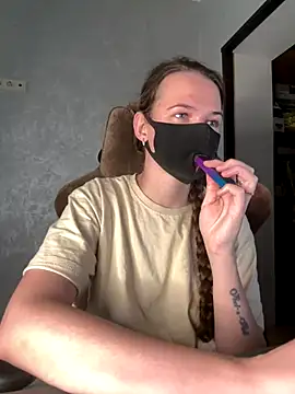 ZlatoslavaLo live sex cam