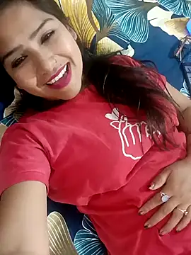urvashi01224 live sex cam