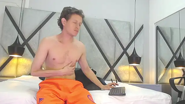 AnthonyAlso's cam snapshot