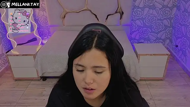 Mellani_tay live sex cam