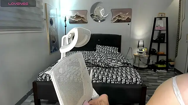 Lavinia_NastyGoddess live sex cam