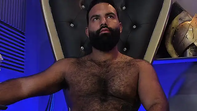 BeardAndrew live sex cam