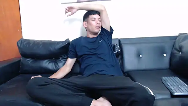 biigjhonny live sex cam