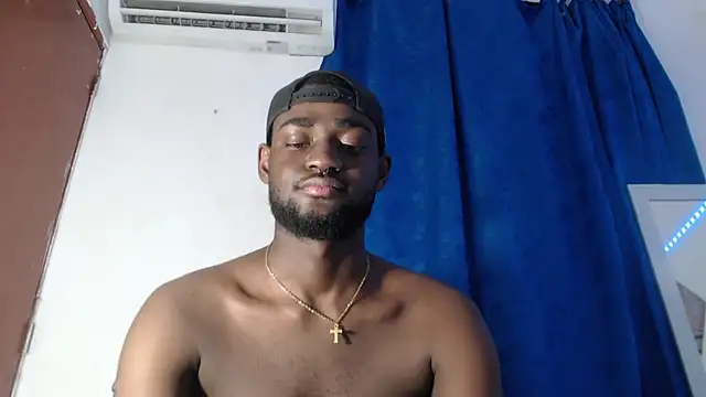 eebony_stallion live sex cam