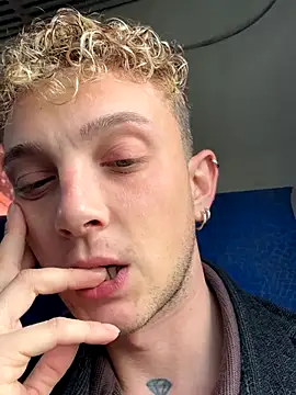 Turkishleo live sex cam