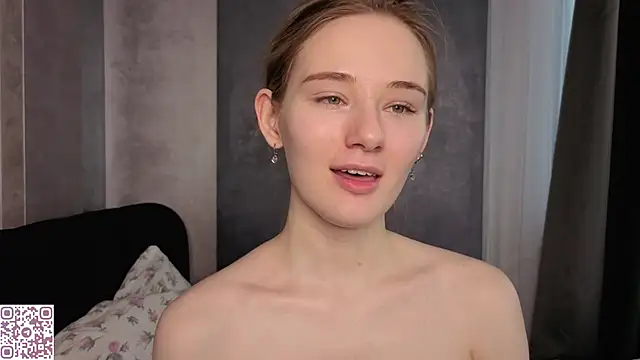 ElvinaRose live sex cam
